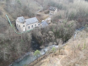 Turbinage de rejets d'une centrale de haute chute