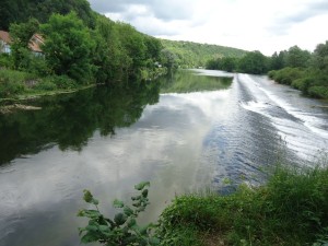 Faisabilité de l'équipement hydroélectrique d'un seuil existant en centre-ville